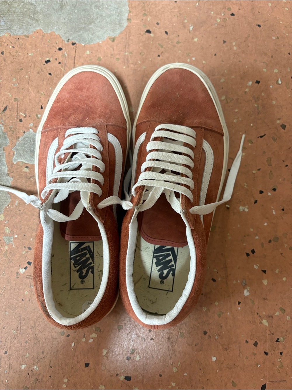 RUSTY RED VANS